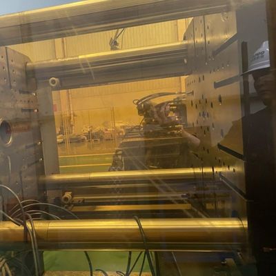 800T Yellow High Output Plastic Injection Molding Machine for Vegetable Container Servo Motor