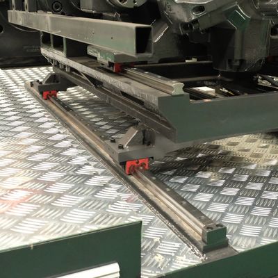 OUCO 650T Injection Molding Machine Highly Responsive for Plastic Chairs